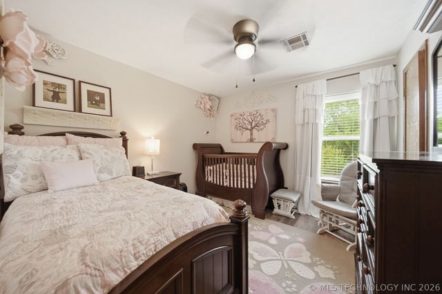 5915 E 164th Street S, Bixby, OK 74008