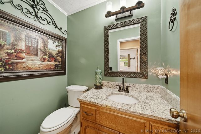 5915 E 164th Street S, Bixby, OK 74008