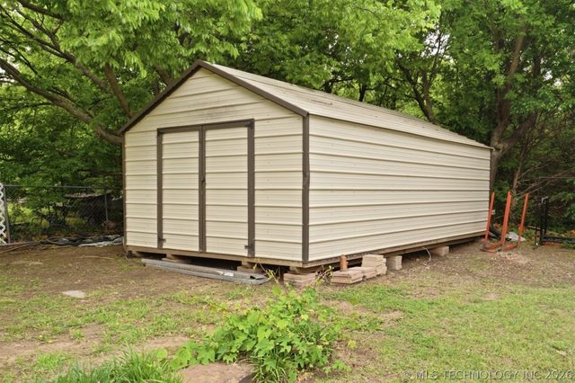 5915 E 164th Street S, Bixby, OK 74008