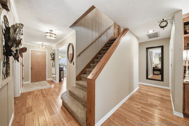 5915 E 164th Street S, Bixby, OK 74008