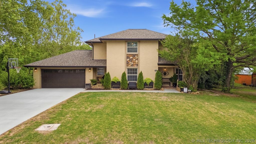 5915 E 164th Street S, Bixby, OK 74008