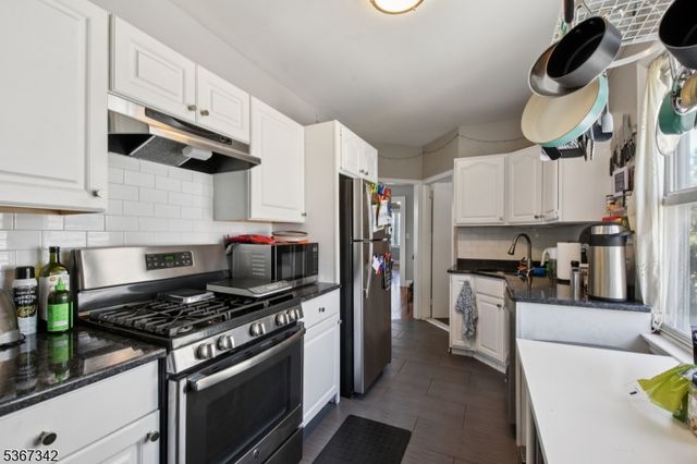 99 E Passaic Ave, Bloomfield Twp., NJ 07003