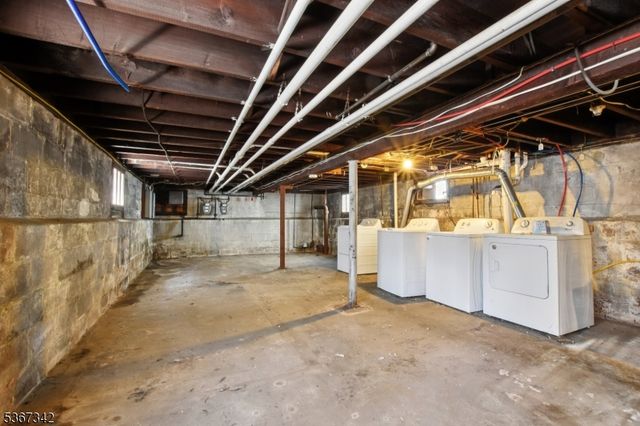 99 E Passaic Ave, Bloomfield Twp., NJ 07003