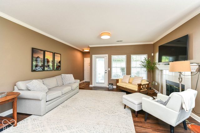 9750 Herring Gull Drive, Carmel, IN 46280