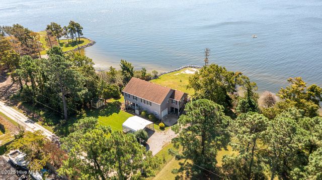 132 Edgewater Drive, Shiloh, NC 27974