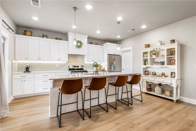 2220 Langford Street, Pea Ridge, AR 72751