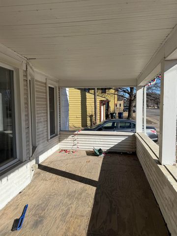 116 Conger St, Waterloo, IA 50703