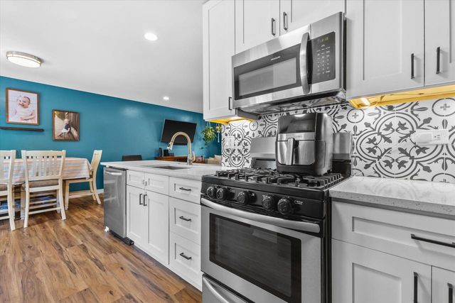 6650 124th STREET, Pleasant Prairie, WI 53158