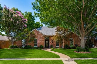 725 Greenway Drive, Coppell, TX 75019