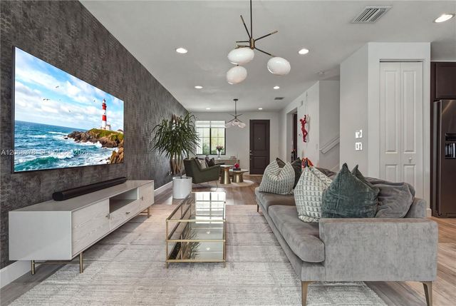 3545 NW 1st Street, Pompano Beach, FL 33069