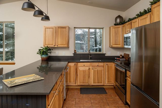 15 Salmon Fly Drive 12, Big Sky, MT 59716