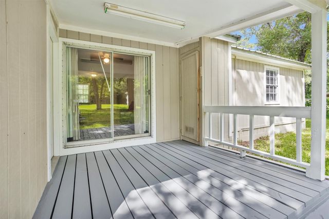99 Main Street, Huntsville, TX 77340