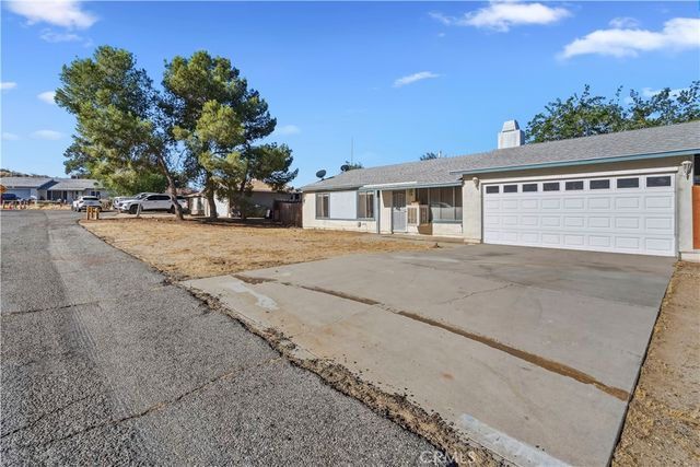 40015 172nd E, Palmdale, CA 93591