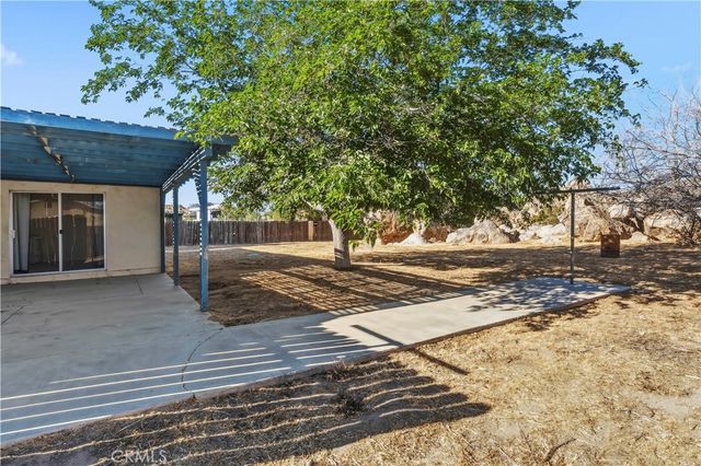 40015 172nd E, Palmdale, CA 93591