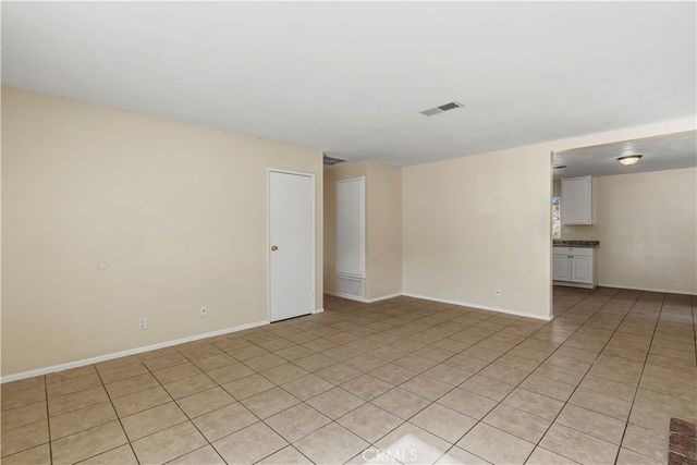 40015 172nd E, Palmdale, CA 93591