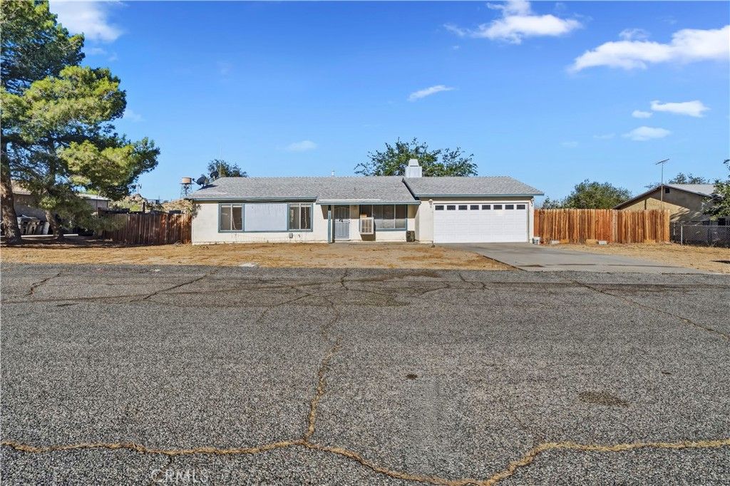 40015 172nd E, Palmdale, CA 93591