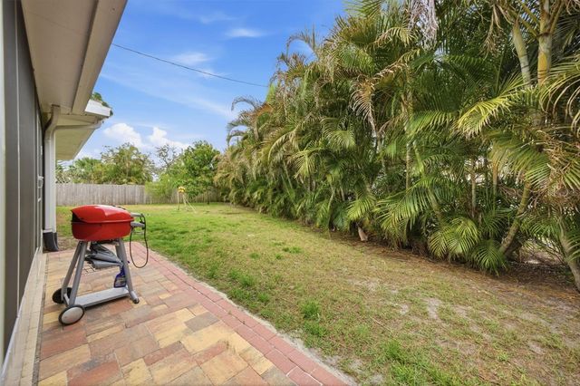 2036 W RIDGE DRIVE, Clearwater, FL 33763