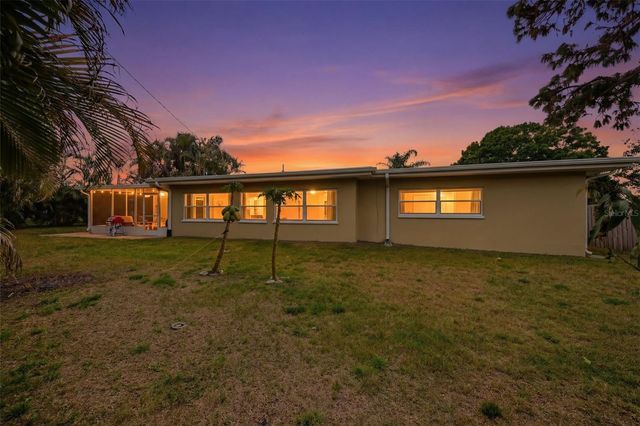 2036 W RIDGE DRIVE, Clearwater, FL 33763