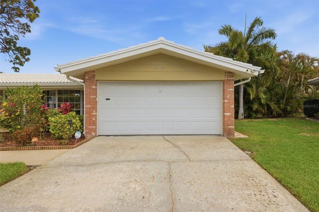 2036 W RIDGE DRIVE, Clearwater, FL 33763