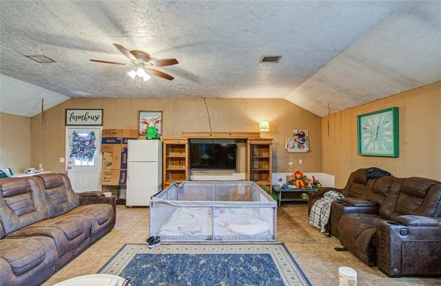 1246 Drymalla Road, Cat Spring, TX 78933
