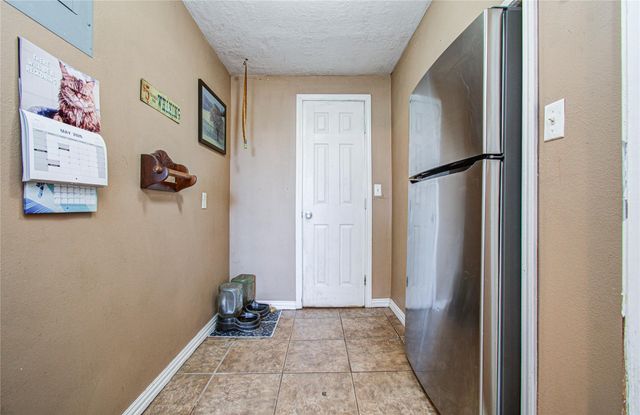 1246 Drymalla Road, Cat Spring, TX 78933
