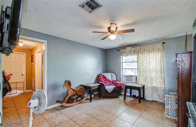 1246 Drymalla Road, Cat Spring, TX 78933