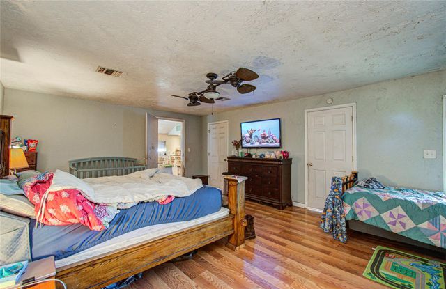 1246 Drymalla Road, Cat Spring, TX 78933