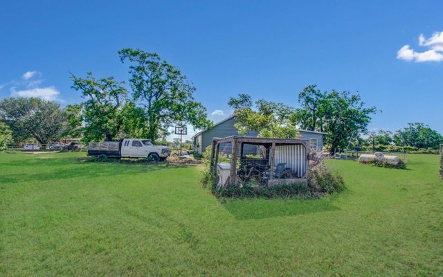 1246 Drymalla Road, Cat Spring, TX 78933