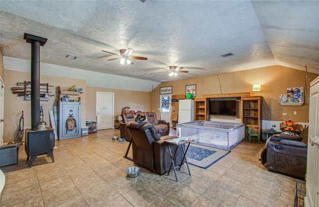 1246 Drymalla Road, Cat Spring, TX 78933