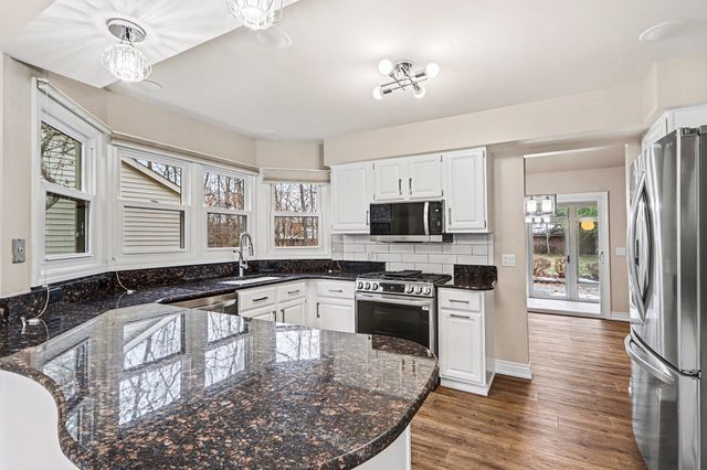 7795 W Saint Andrews Circle, Portage City, MI 49024