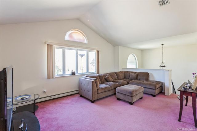 2929 Rockaway Avenue, Oceanside, NY 11572