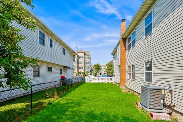 2929 Rockaway Avenue, Oceanside, NY 11572