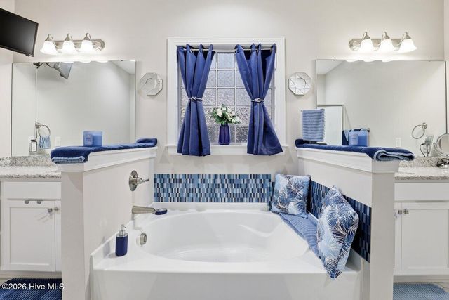 111 Oak Street, Pine Level, NC 27568