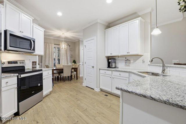 111 Oak Street, Pine Level, NC 27568