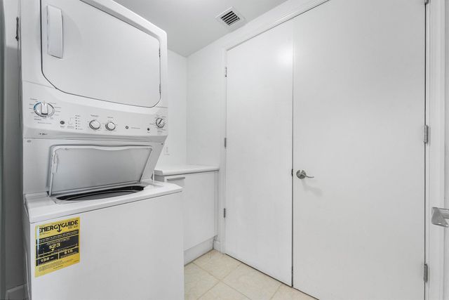 2650 Lake Shore Drive 1503, Riviera Beach, FL 33404