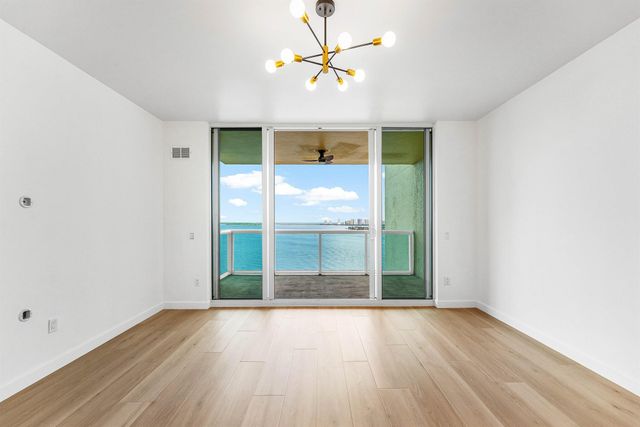 2650 Lake Shore Drive 1503, Riviera Beach, FL 33404