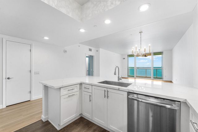 2650 Lake Shore Drive 1503, Riviera Beach, FL 33404