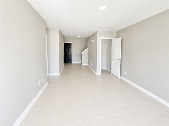 842 Store House Court A, Monroe, GA 30655