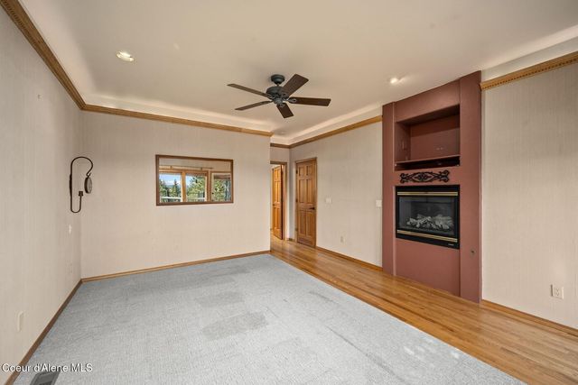 8128 N Stonehaven Dr, Hayden, ID 83835