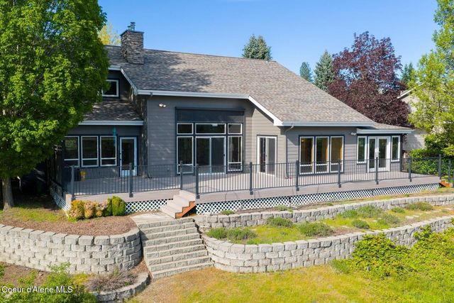 8128 N Stonehaven Dr, Hayden, ID 83835