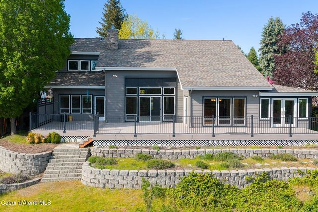 8128 N Stonehaven Dr, Hayden, ID 83835