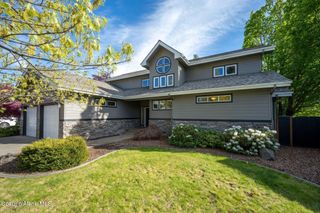 8128 N Stonehaven Dr, Hayden, ID 83835