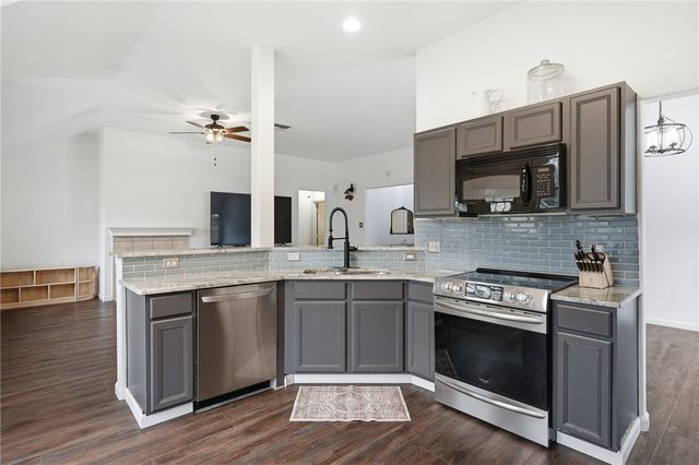 7218 Gingerberry Dr, Corpus Christi, TX 78414