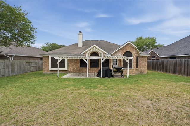 7218 Gingerberry Dr, Corpus Christi, TX 78414