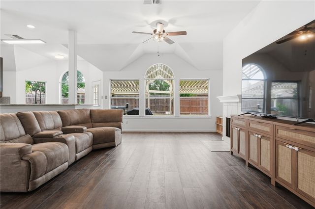 7218 Gingerberry Dr, Corpus Christi, TX 78414