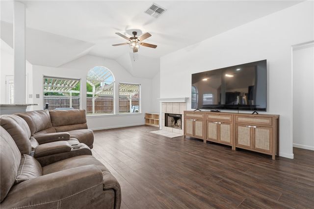 7218 Gingerberry Dr, Corpus Christi, TX 78414