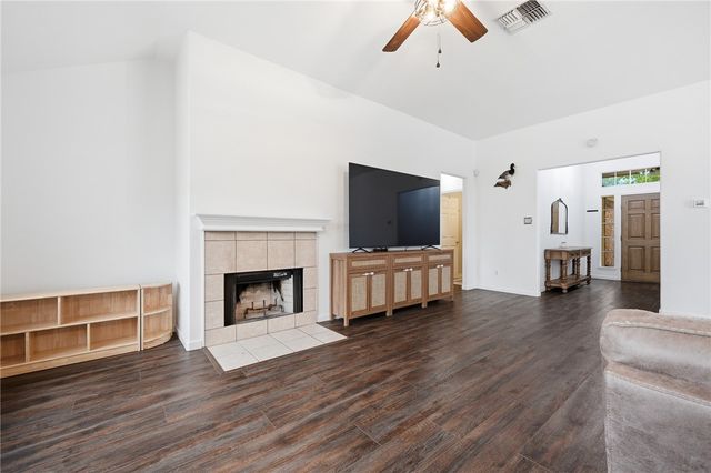 7218 Gingerberry Dr, Corpus Christi, TX 78414