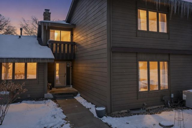 149 Birnamwood Drive, Burnsville, MN 55337