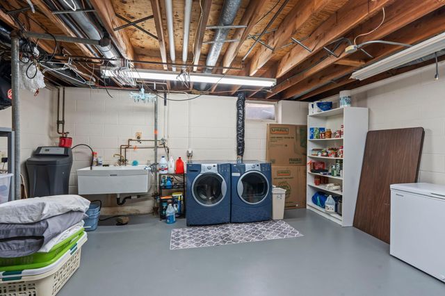 149 Birnamwood Drive, Burnsville, MN 55337