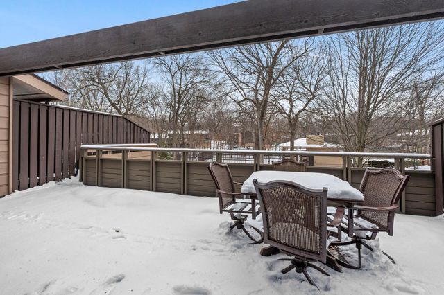 149 Birnamwood Drive, Burnsville, MN 55337